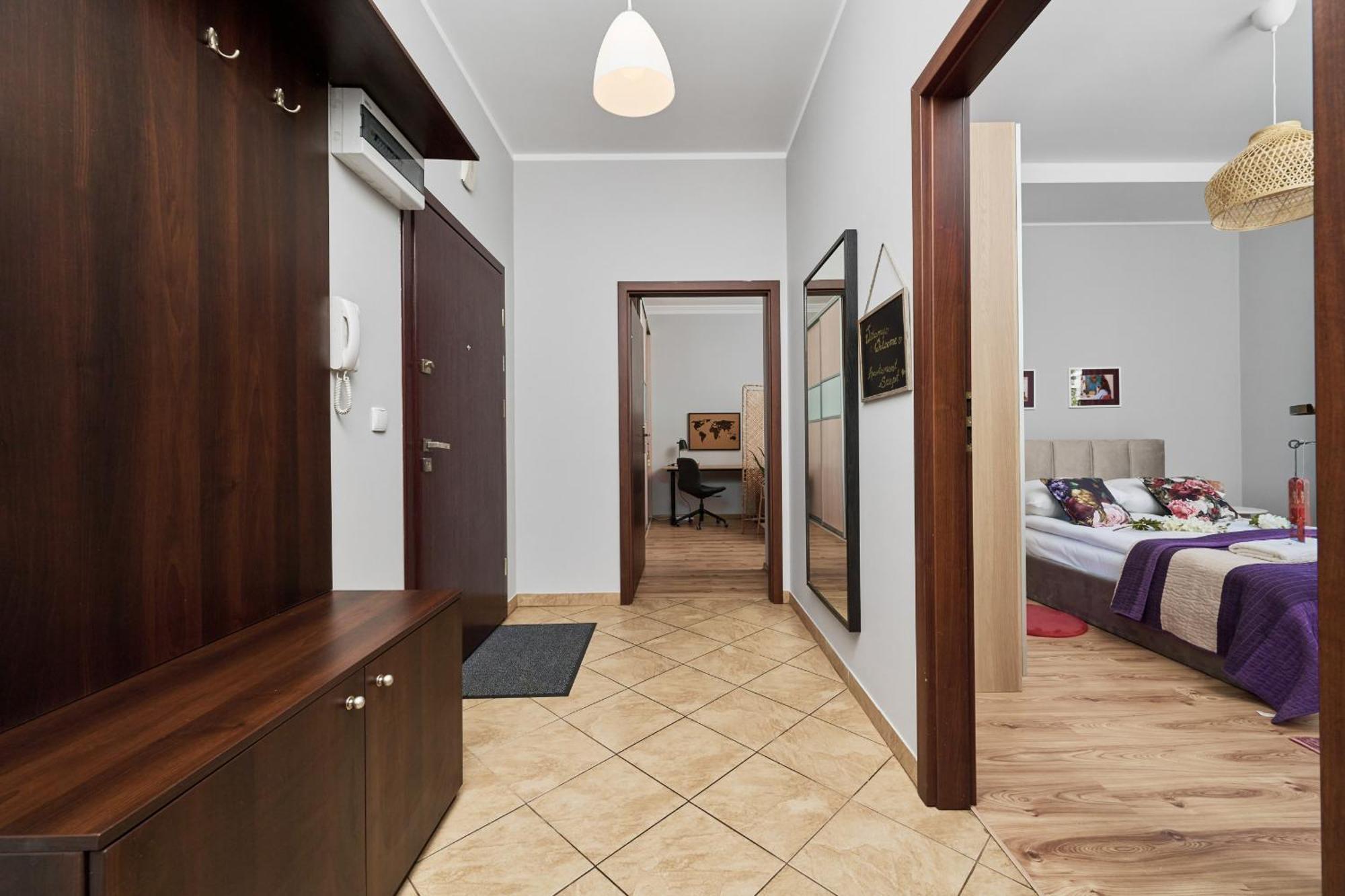 Szept Galeria Dominikanska By Renters Apartment